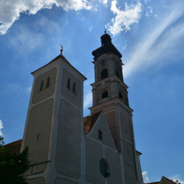 Kirchturm von Geisenfeld. Saniert durch Zimmerei Steinberger